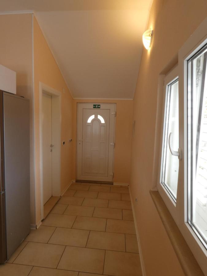 Apartments By The Sea Ubli, Lastovo - 8354 Uble 外观 照片