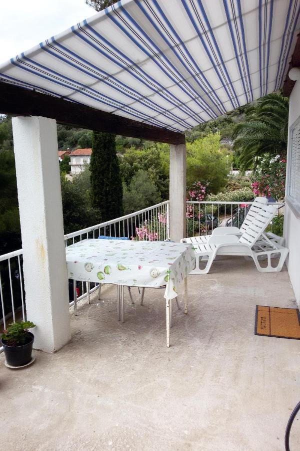 Apartments By The Sea Ubli, Lastovo - 8354 Uble 外观 照片