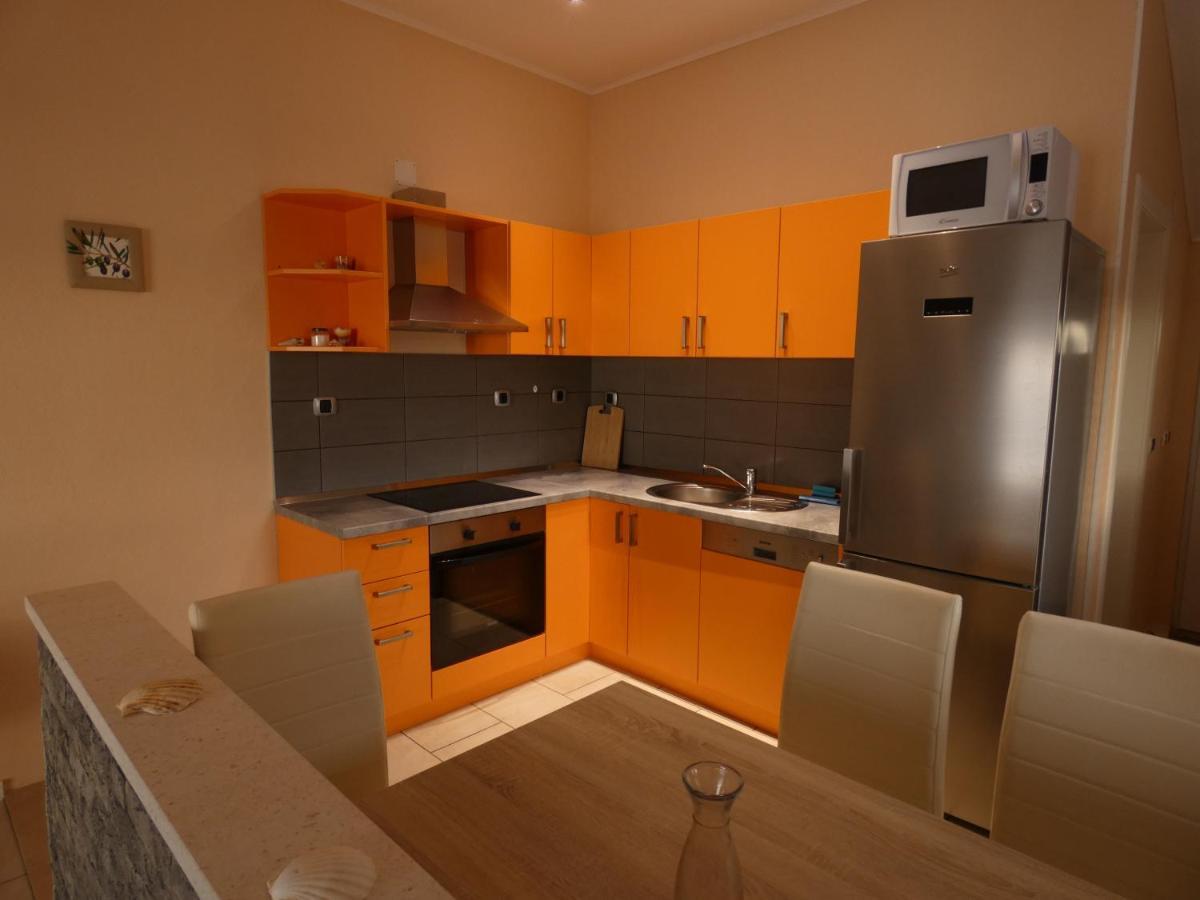 Apartments By The Sea Ubli, Lastovo - 8354 Uble 外观 照片