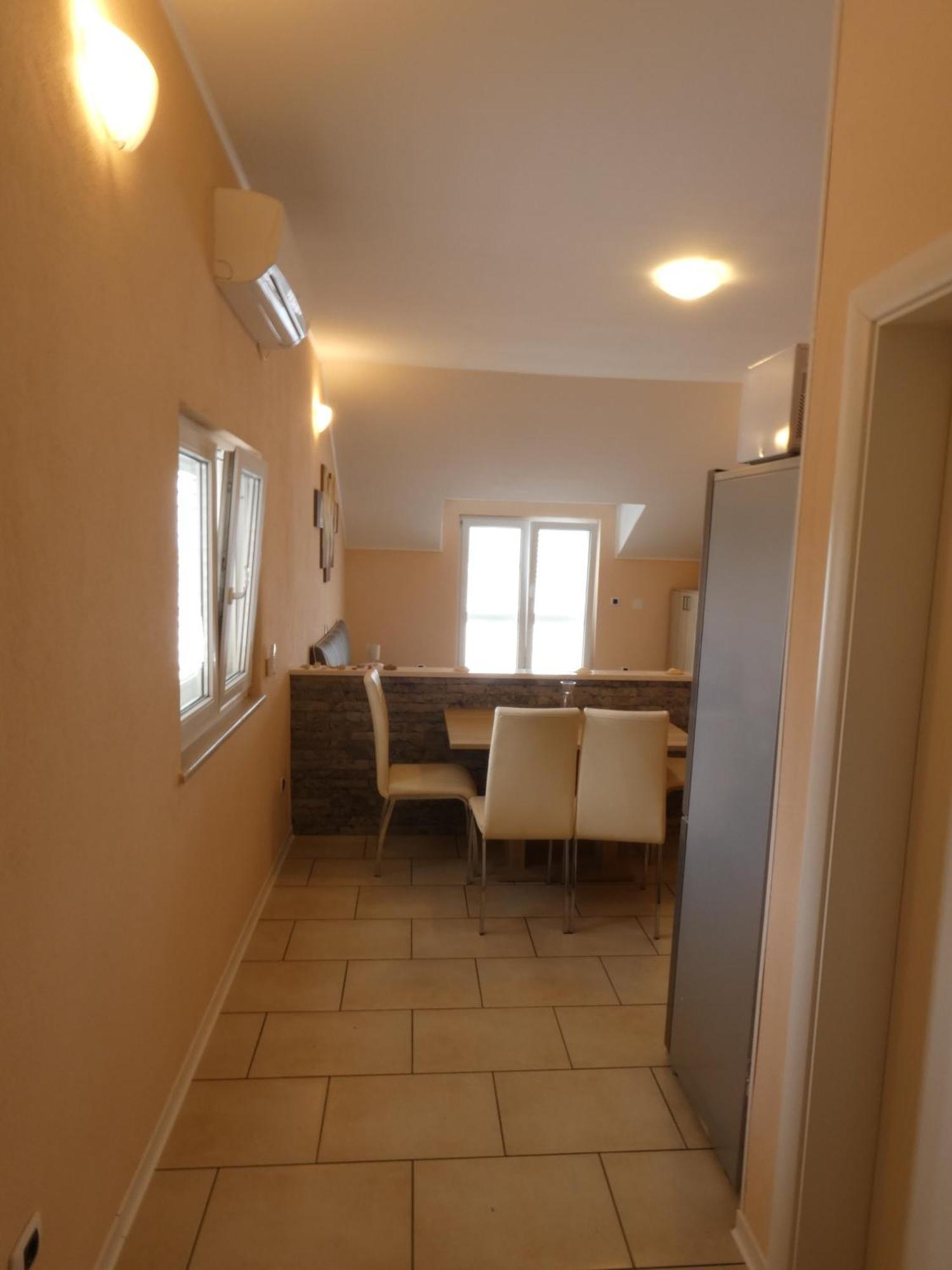 Apartments By The Sea Ubli, Lastovo - 8354 Uble 客房 照片