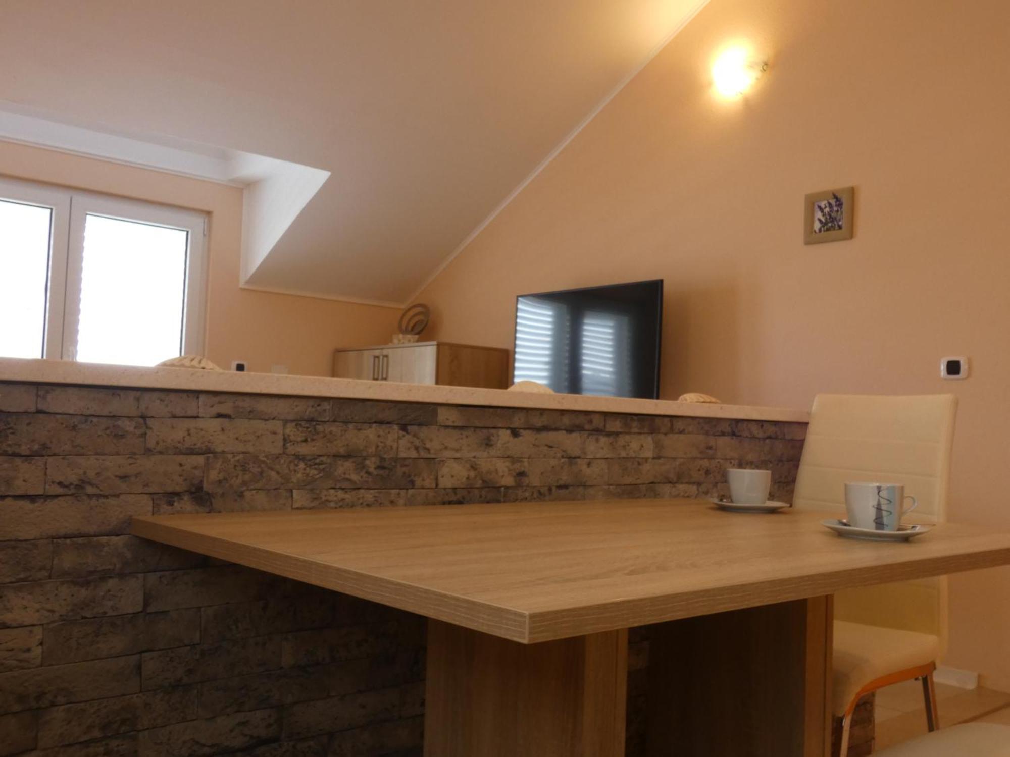 Apartments By The Sea Ubli, Lastovo - 8354 Uble 客房 照片